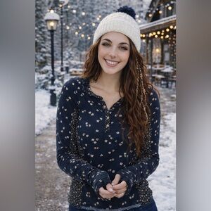 DR2 Navy Floral Long Sleeve Top w/ Thumb Holes | NWOT | Size L